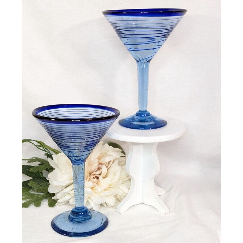 Margarita Glasses Blue Hand Blown Spiral Set of 2 Cozumel 6 1/2" x 4 3/4" EUC